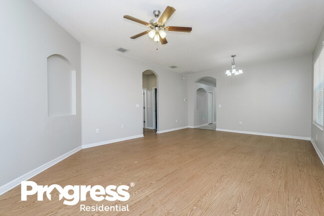 Building Photo - 1031 Windton Oak Dr