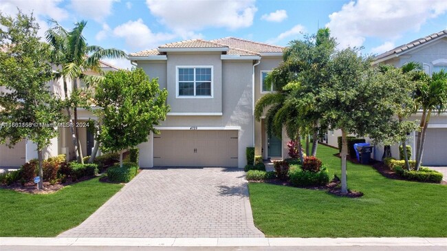 Building Photo - 4729 Greenway Dr