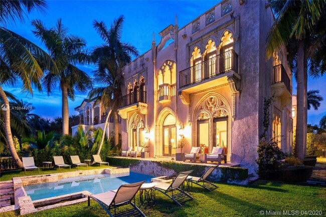 Foto del edificio - 1840 S Bayshore Ln
