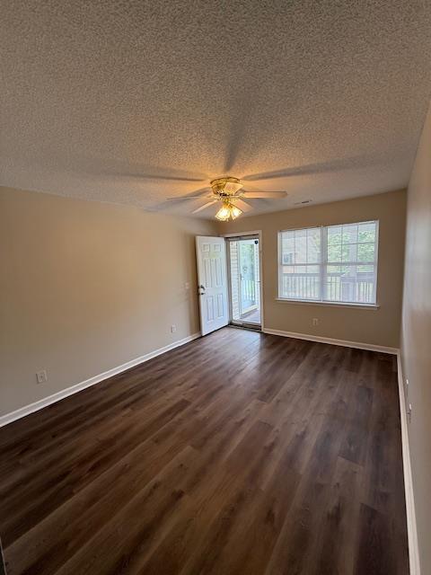 Building Photo - 1020 Westbrook Ct