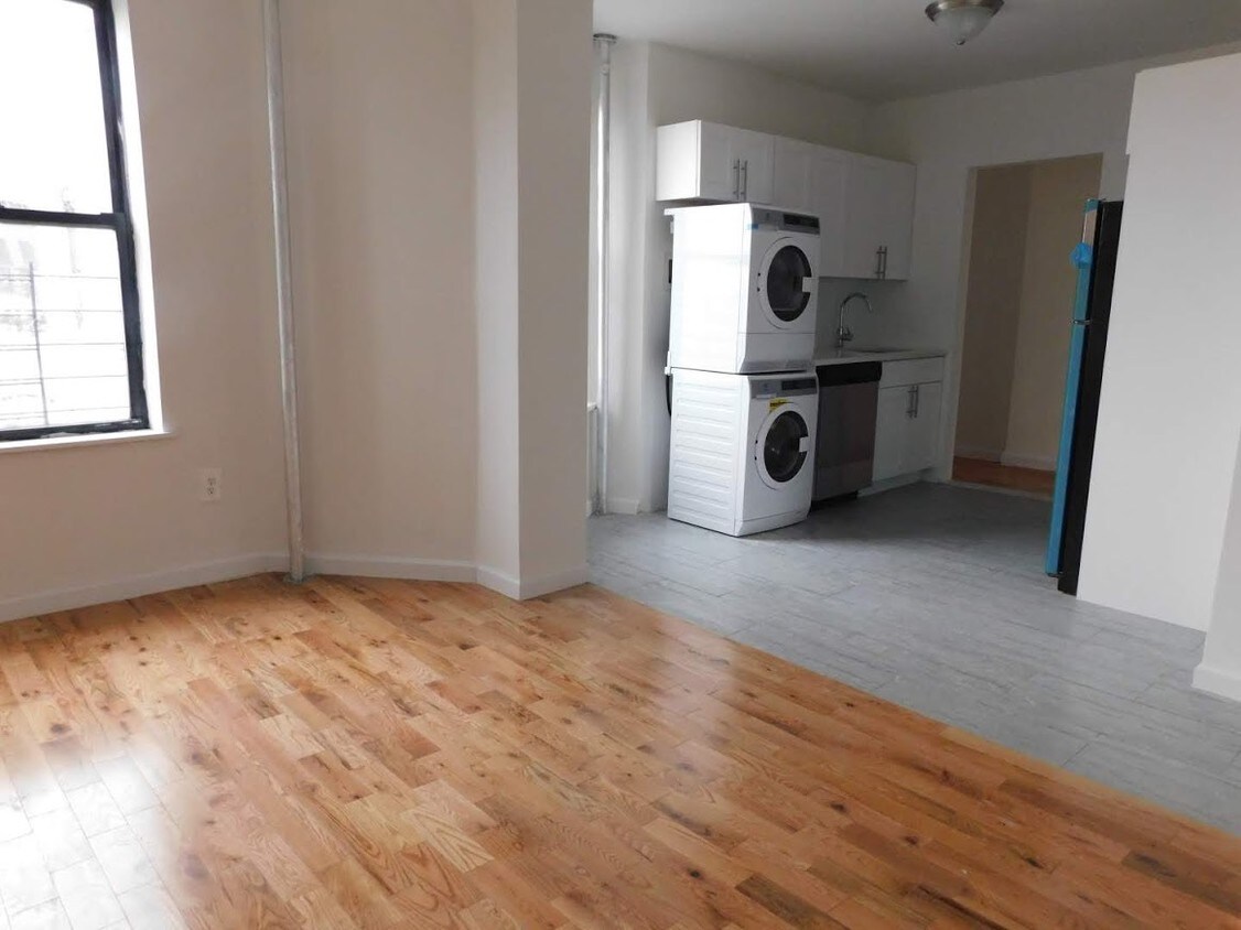 Foto principal - 2654 Marion Ave