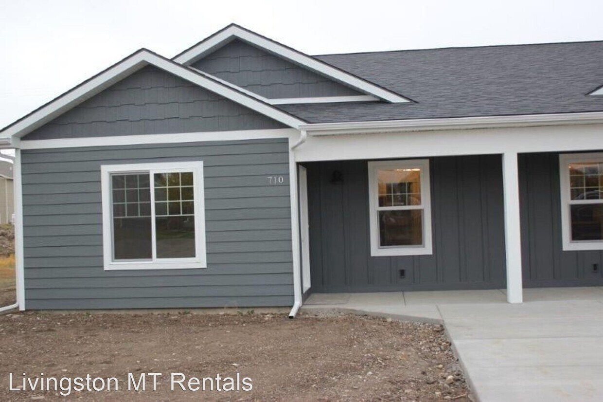 2 br, 2 bath House 710 N 12th St