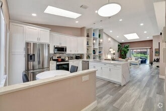 Building Photo - 6100 Waldwick Cir