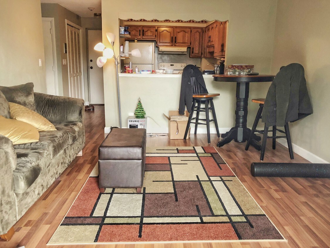 45 Oval Rd, Quincy, MA 02170 Condo for Rent in Quincy, MA