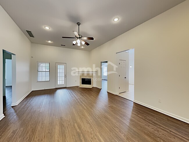 Building Photo - 1302 Jackson Pond Circle
