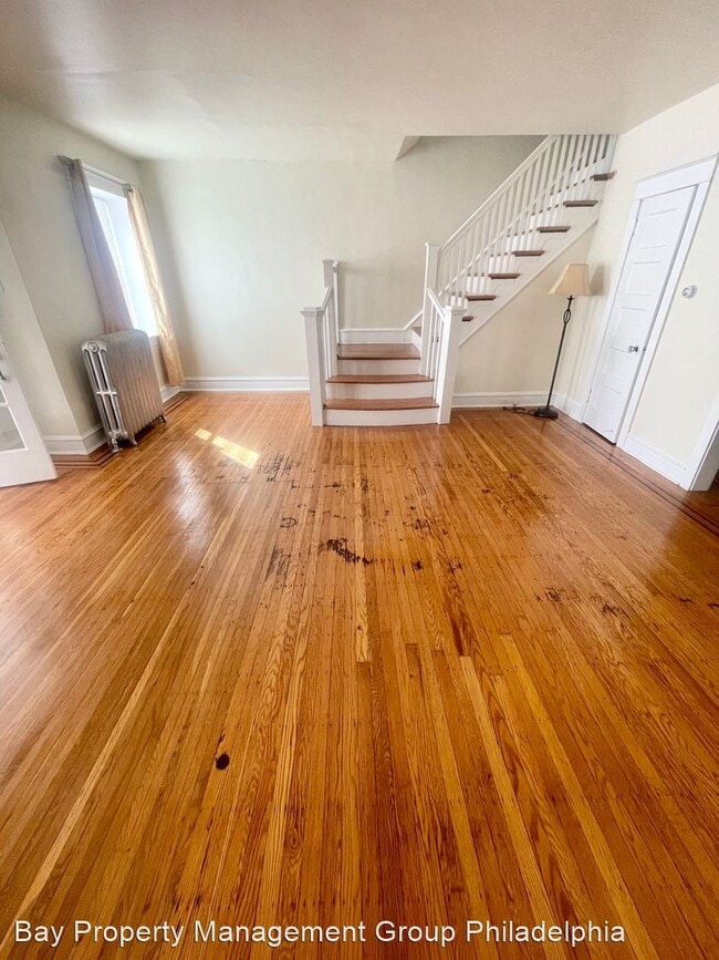 Building Photo - 3 br, 1.5 bath House - 5359 Diamond St
