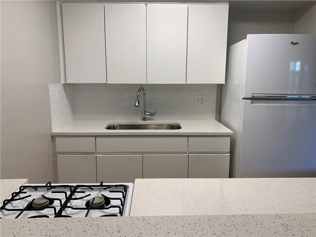 Foto del edificio - 1808 W 35th St