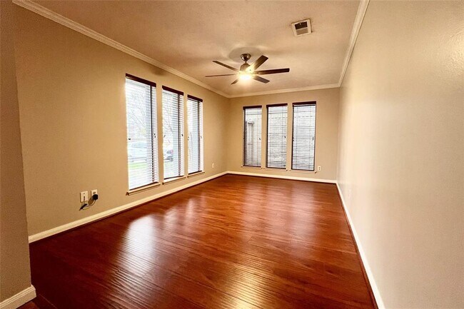 Foto del edificio - 11954 Brook Meadows Ln