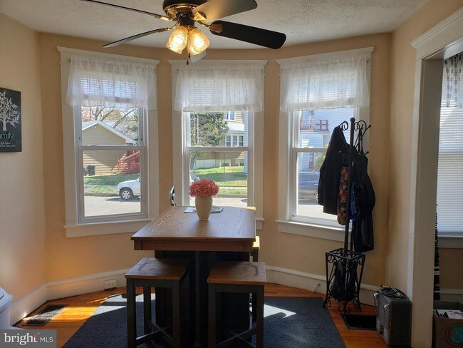 Foto del edificio - 4771 73-4773 Poplar Ave