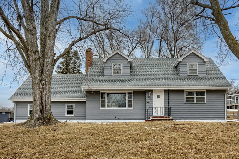 4515 Ridgeway Rd, Omaha, NE 68134 House for Rent in Omaha, NE