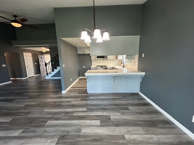 Building Photo - 3086 Beverly Ct