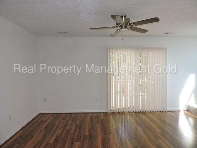 Building Photo - 4159 Log Teal Dr