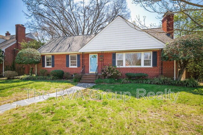 Foto del edificio - 1207 Whitby Rd