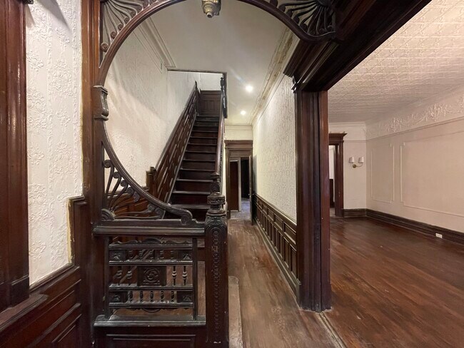 Entry Foyer and hallway - 22 Linden St