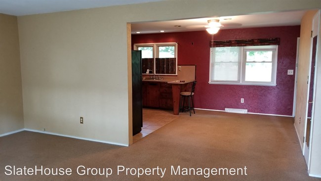 Building Photo - 2114 Ranch Ave