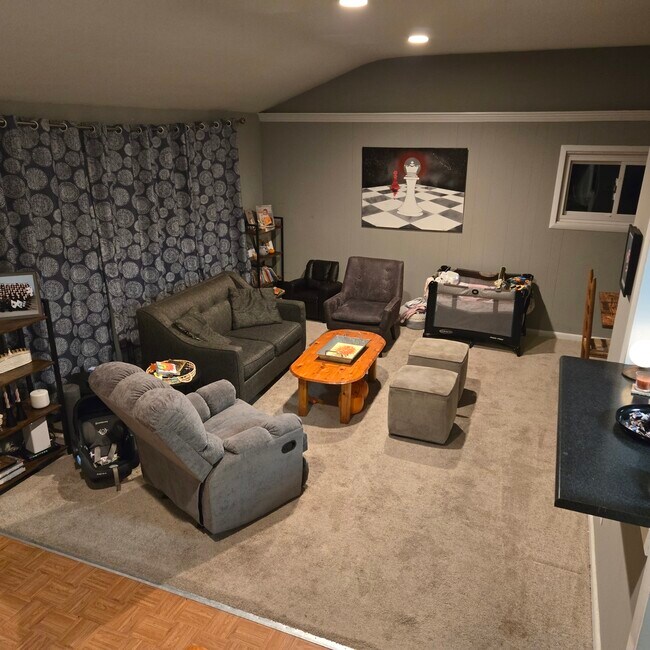 Foto del edificio - 509 Frank Ln