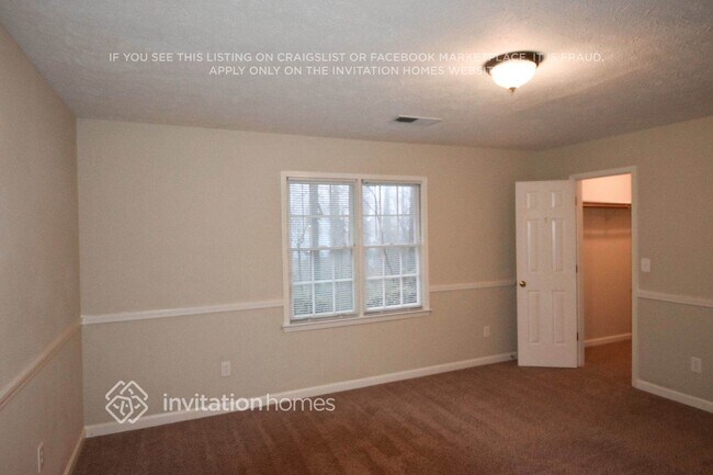 Foto del edificio - 450 Leigh Kay Dr