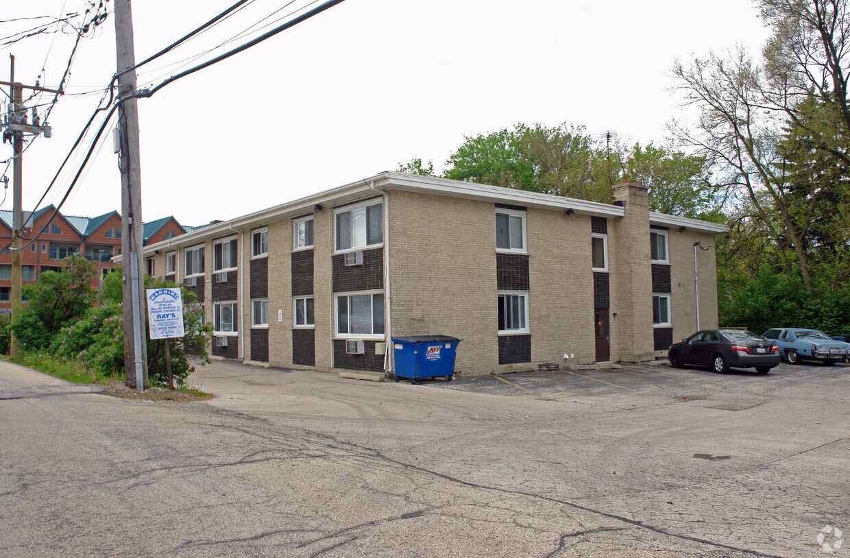 Foto del edificio - 1110 Burlington Ave