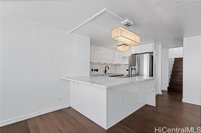 Building Photo - 98-288-288 Kaonohi St