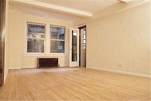 Building Photo - 51 E 12th St