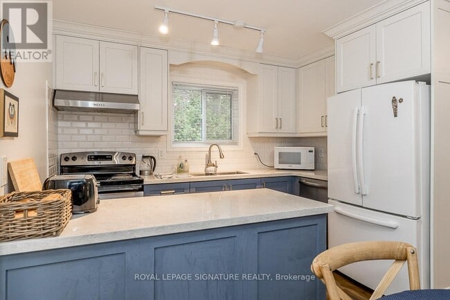 Photo du bâtiment - 22 Lindale Ave