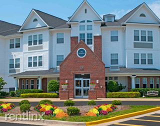 Foto principal - 101 Wesley Dr