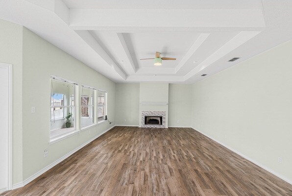 Foto del edificio - 14154 Cutlass Ave