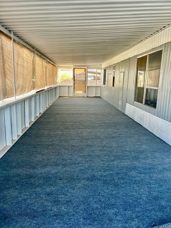 Foto del edificio - TWO HOMES ON ONE PROPERTY!