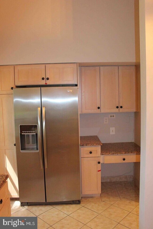 Foto del edificio - 3720 Woodland Cir