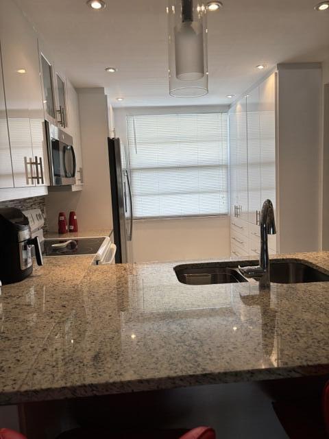 Foto del edificio - 3501 Village Blvd