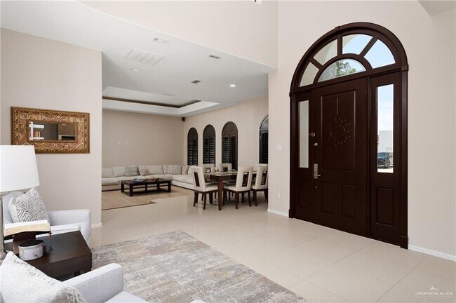 Building Photo - 21 Ben Hogan Dr