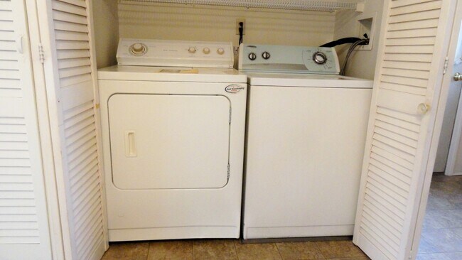 Foto del edificio - 204 Conklintown Rd