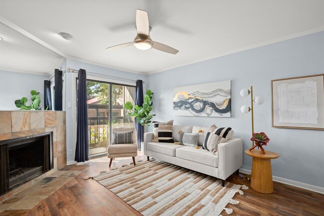 Building Photo - 8888 Tallwood Dr