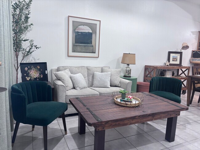 Foto del edificio - 1319 Jubilee Ave