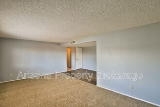 Building Photo - 6653 N 27th Ave