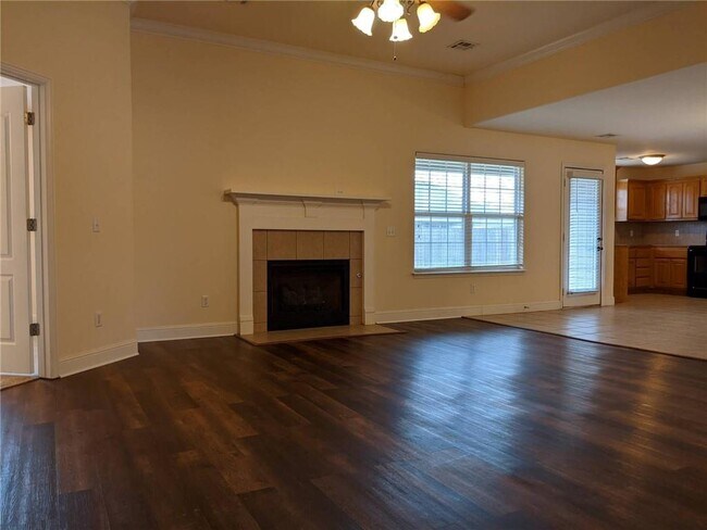 Foto del edificio - 560 Dogwood St