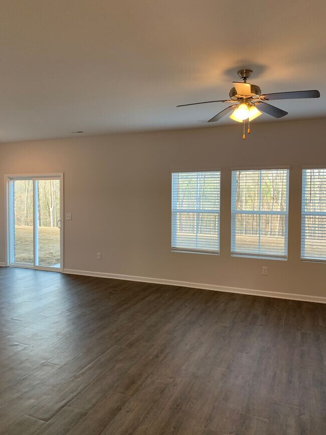 Foto del edificio - 2143 Kilpatrick LN