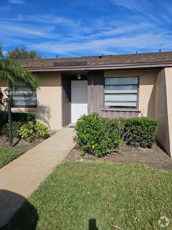 Building Photo - 2207 Caribbean Dr N
