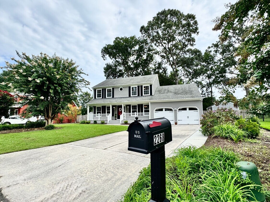 Foto principal - Ready NOW! A Spacious Home in Beautiful Pi...