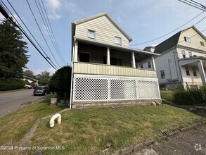 Building Photo - 161 S Main St