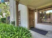 Entrance - 38850 Cherry Glen Common