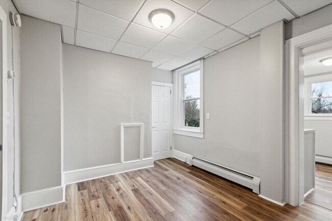 Building Photo - 1 br, 1 bath Duplex - 171 S Harrison St Un...