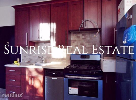 Building Photo - 205 5th Ave