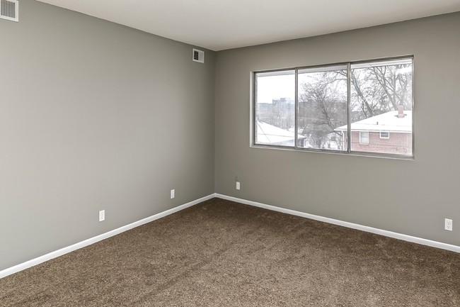 Building Photo - 4623 Wakeley St