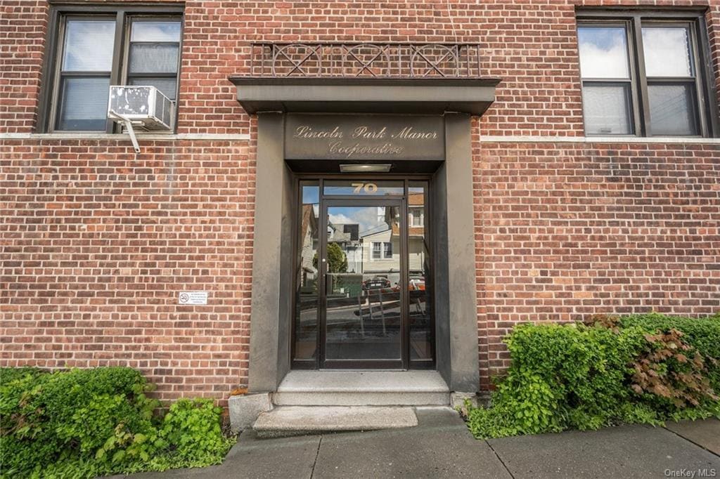 70 Sherman Ave Unit 3K, Yonkers, NY 10705 Condo for Rent in Yonkers, NY