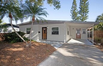 Building Photo - 721 75th Ave N