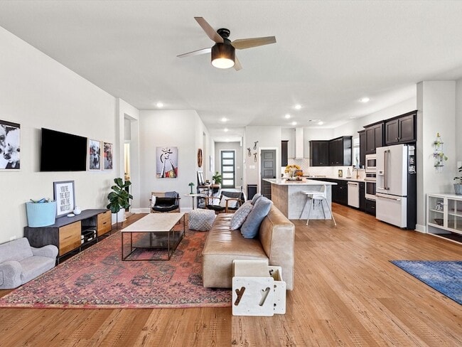 Foto del edificio - 2240 Lazy Dog Ln