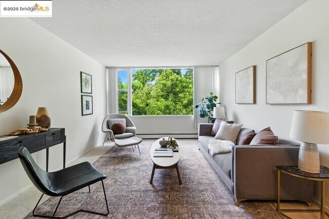 Foto del edificio - 2601 College Ave