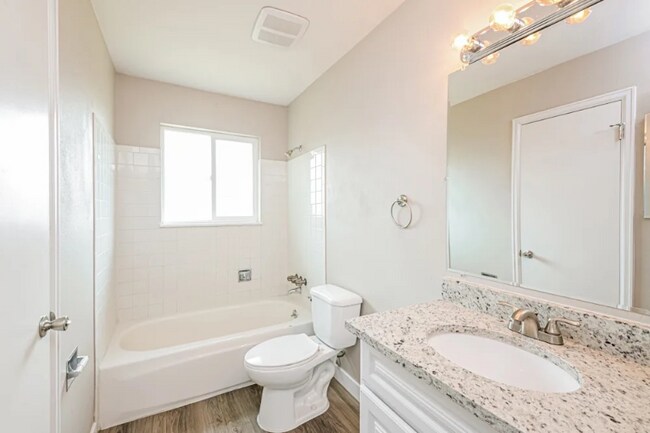 Foto del edificio - 1687 Cottonwood St