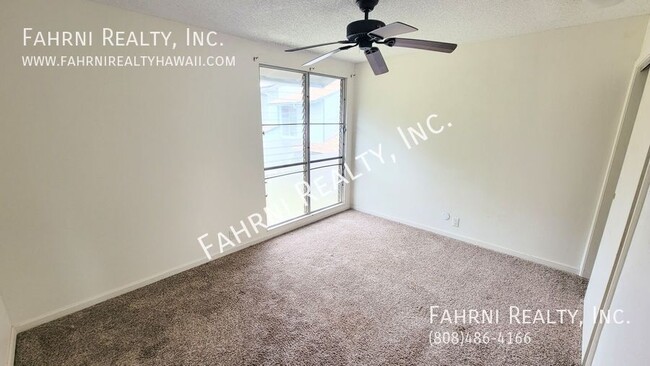 Foto del edificio - PALEHUA GARDENS - Upgraded 3 Bedroom Townhome